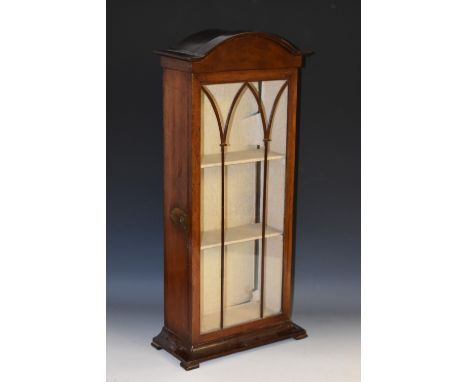 Miniature Furniture - an Edwardian mahogany collector's table top cabinet, as a vitrine, arched case, astragal glazed door re