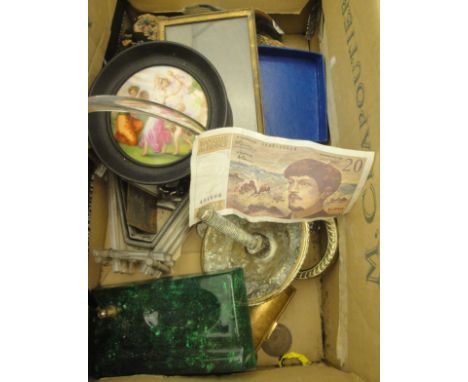 A box of sundry items to include a glass rod basket, a brass knocker, various frames, salts, napkin rings, etc