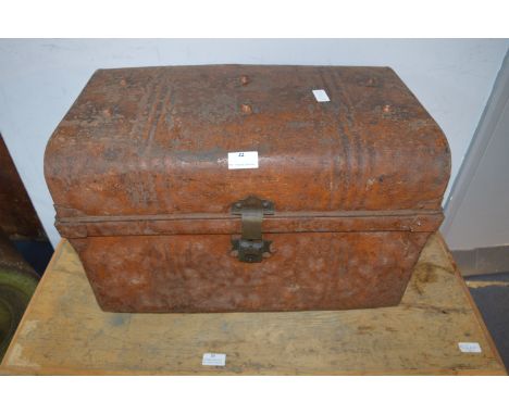 Tin Travel Trunk 