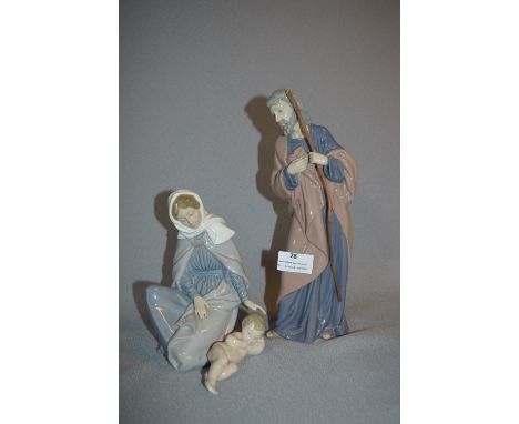 Nao Lladro Figurine Group - Mary, Joseph and Jesus 