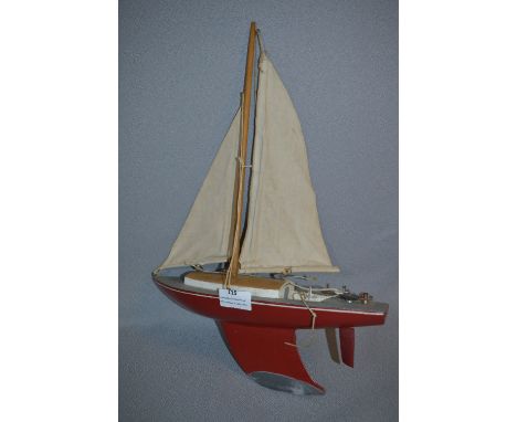 Model Pond Yacht 