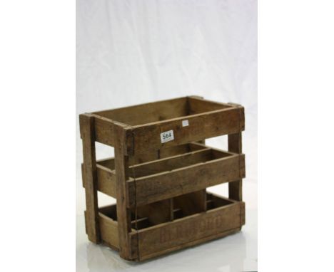 Vintage pine bottle carrier