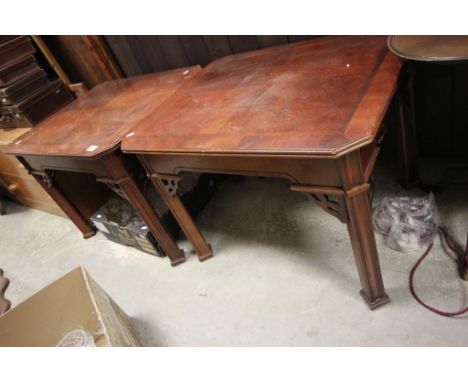 Pair of Georgian Style Mahogany Effect Lamp Tables