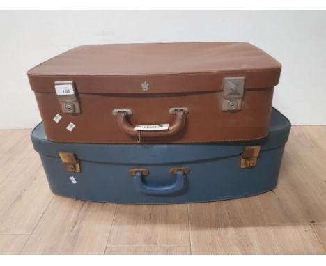 2 VINTAGE SUITCASES BY CROWN LUGGAGE AND PIXIE