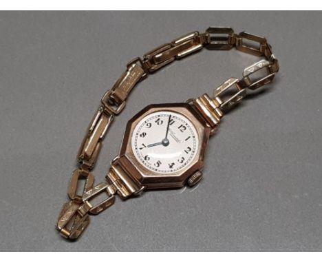 VINTAGE LADIES GILT WRISTWATCH