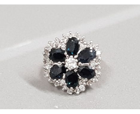 18CT GOLD SAPPHIRE AND DIAMOND LARGE FLOWER CLUSTER RING 6.5G SIZE G1/2