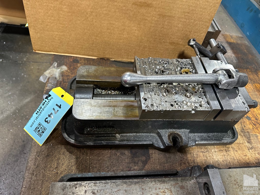 Lot 1743