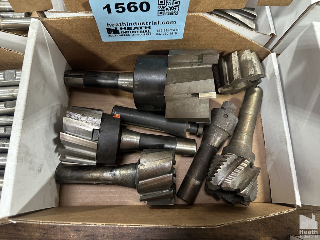 Lot 1560