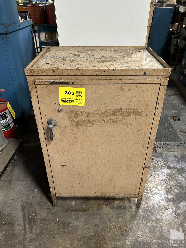 Lot 385