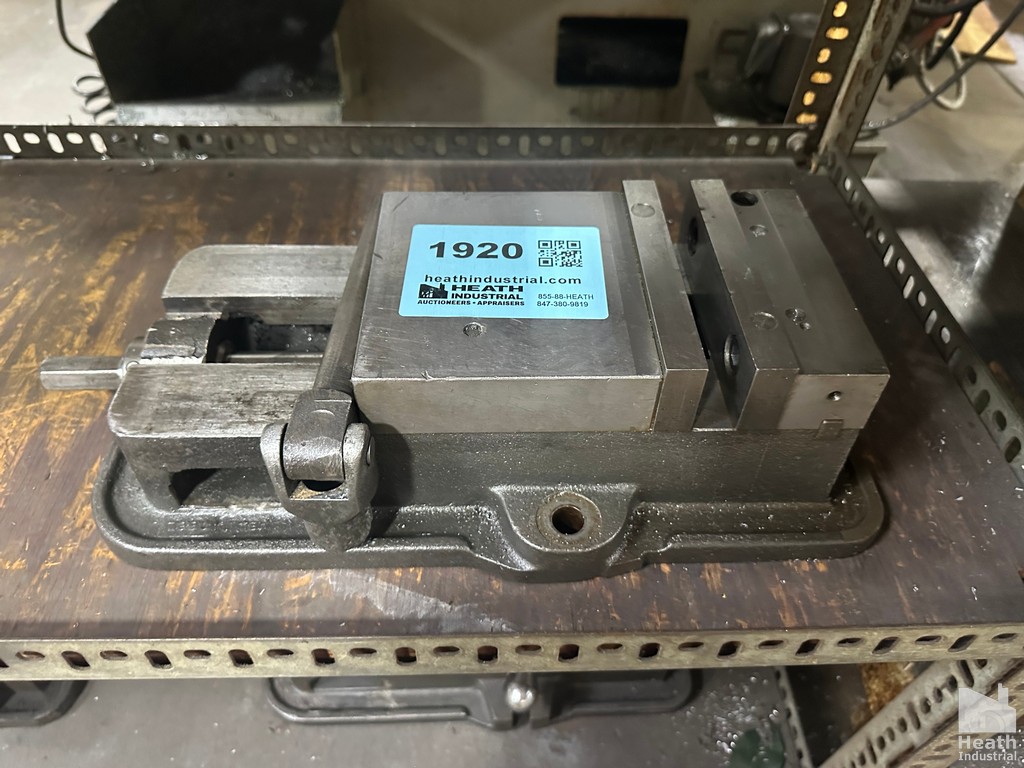 Lot 1920