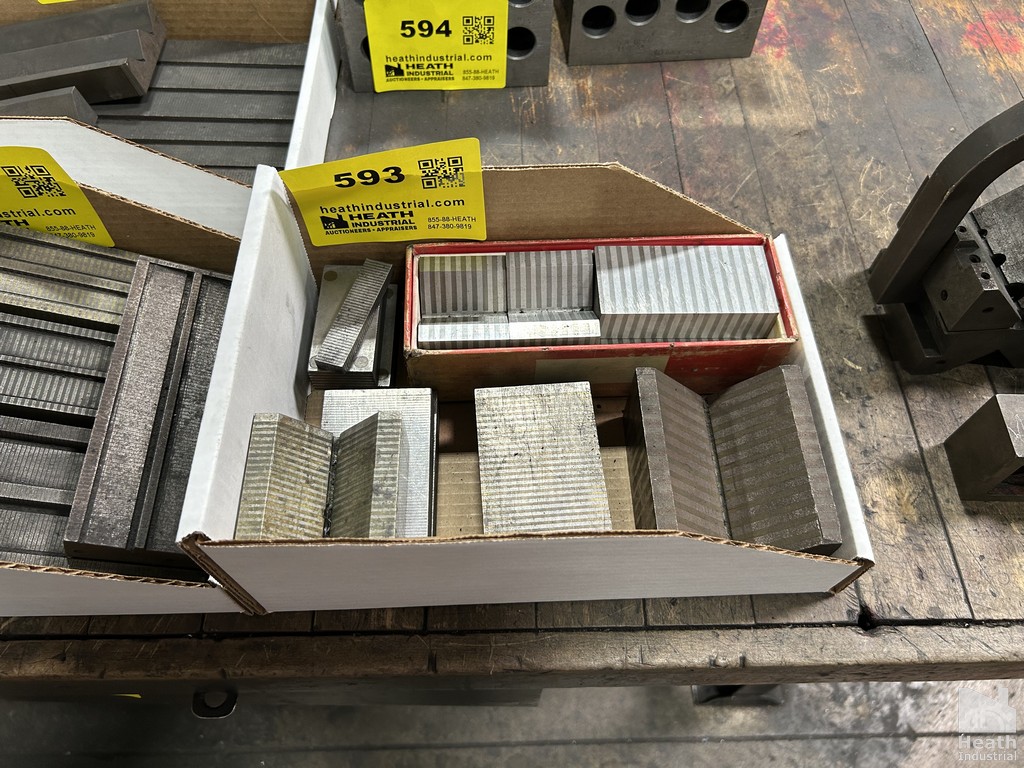 Lot 593