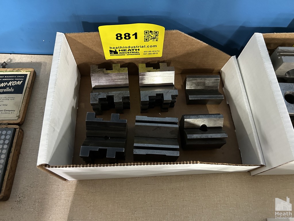 Lot 881