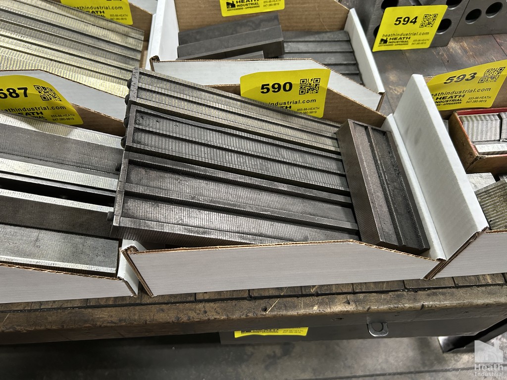 Lot 590