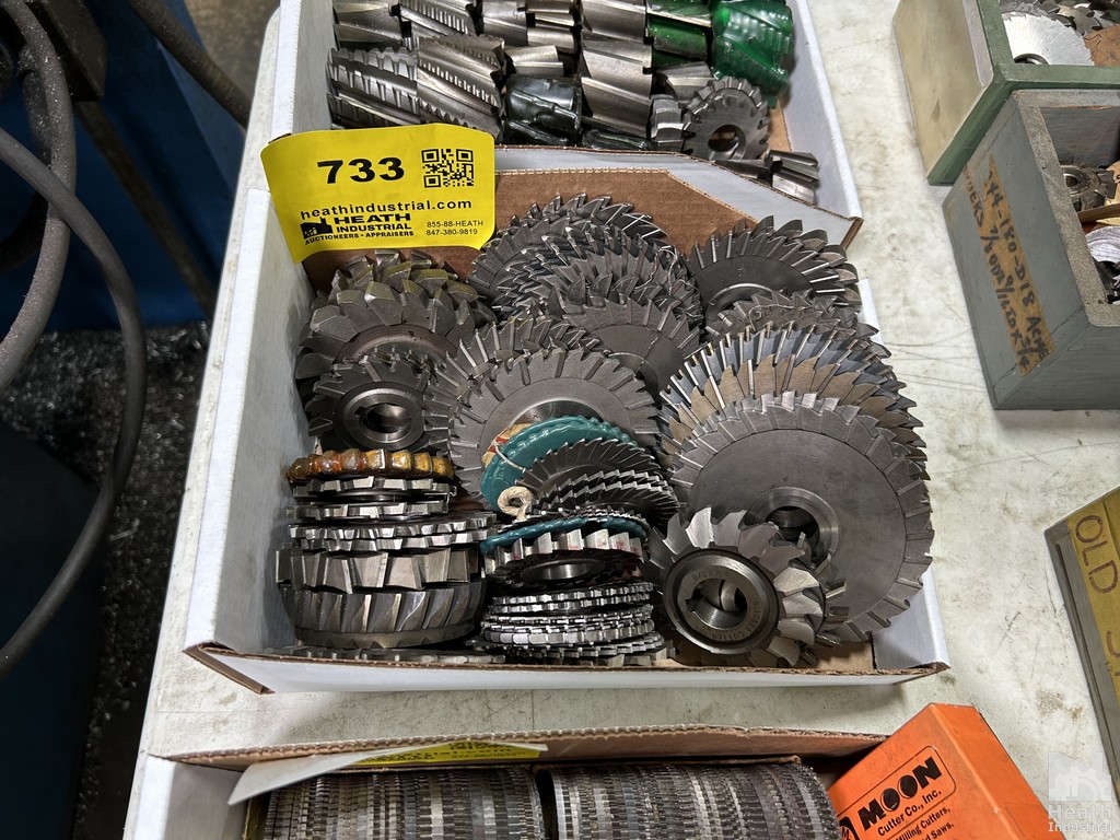 Lot 733