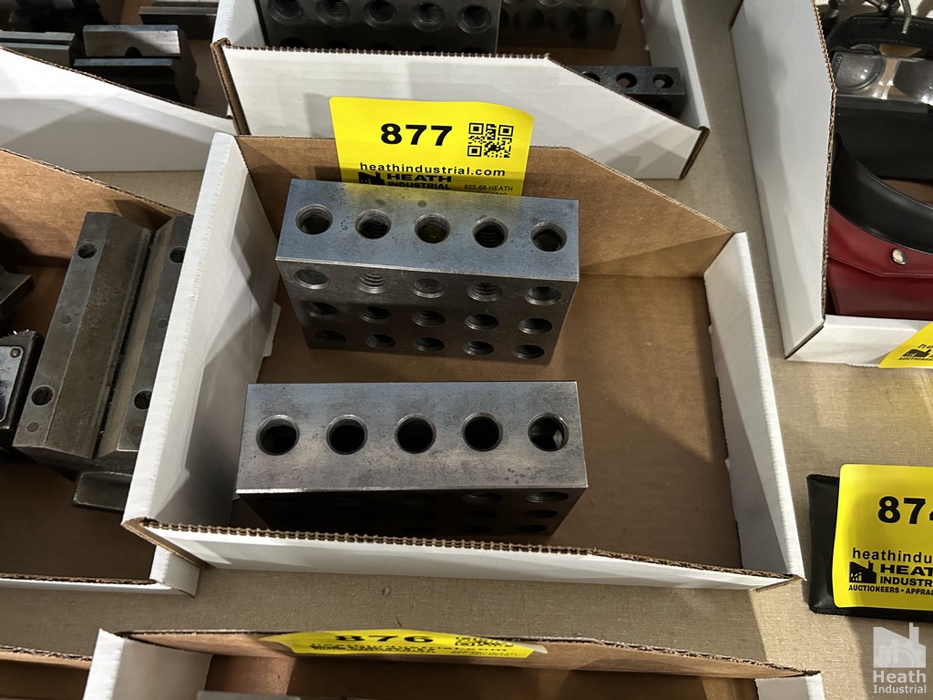 Lot 877