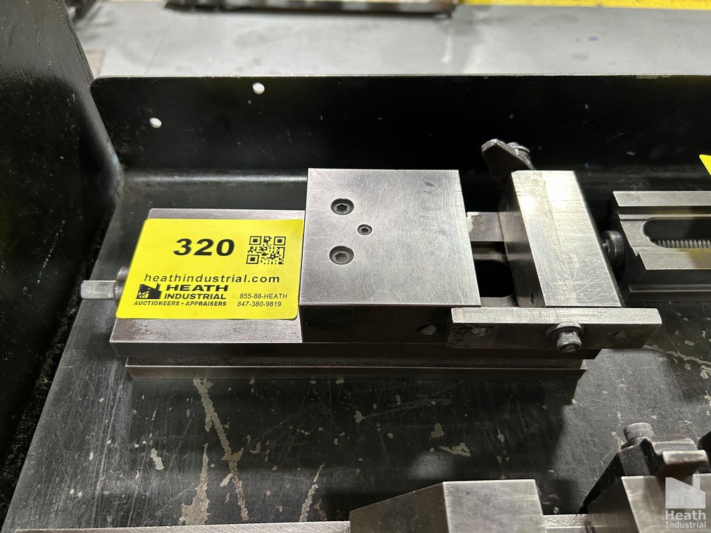 Lot 320