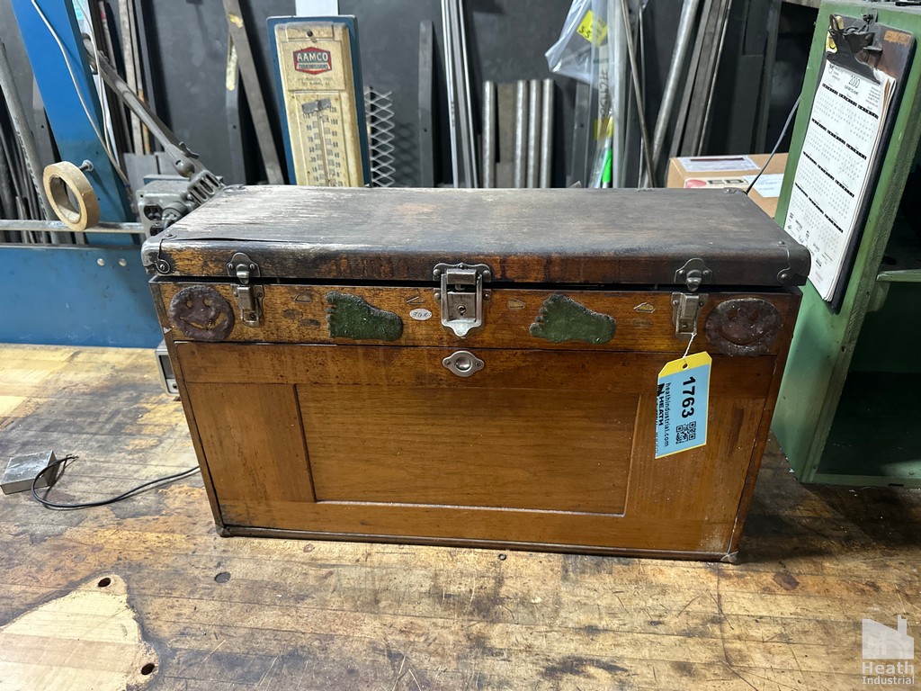 Lot 1763