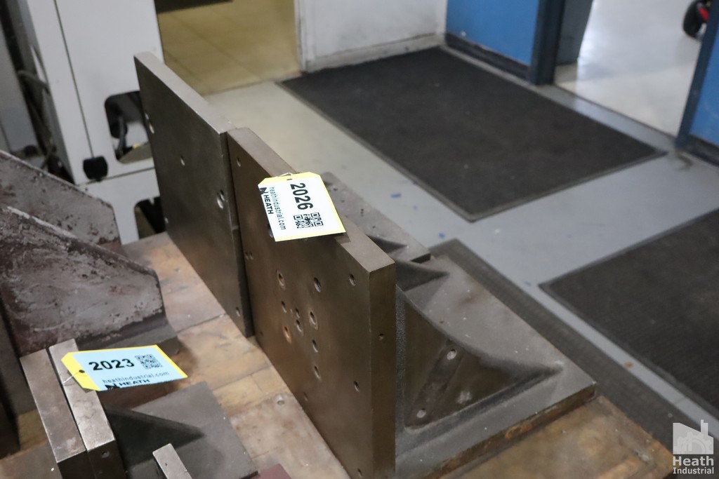 Lot 2026