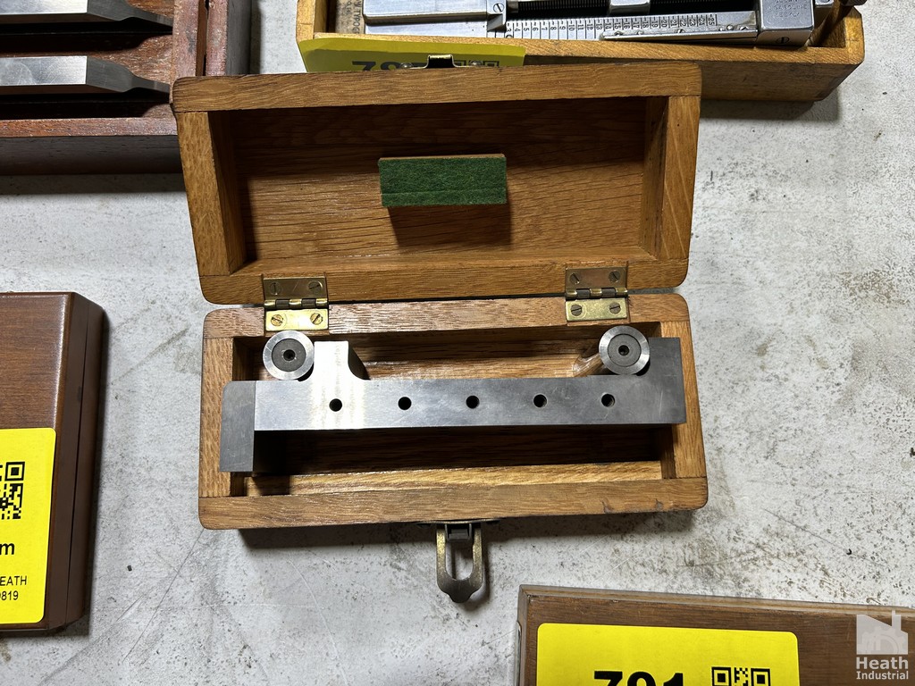 Lot 793