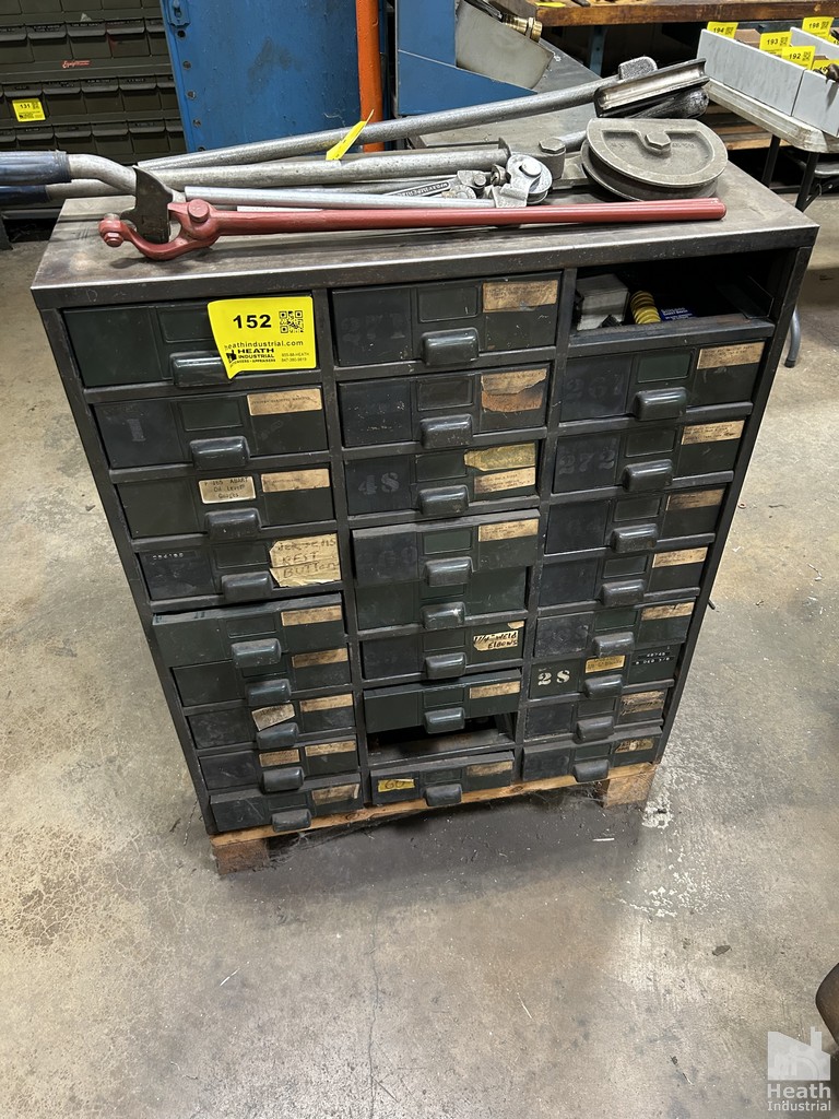Lot 152