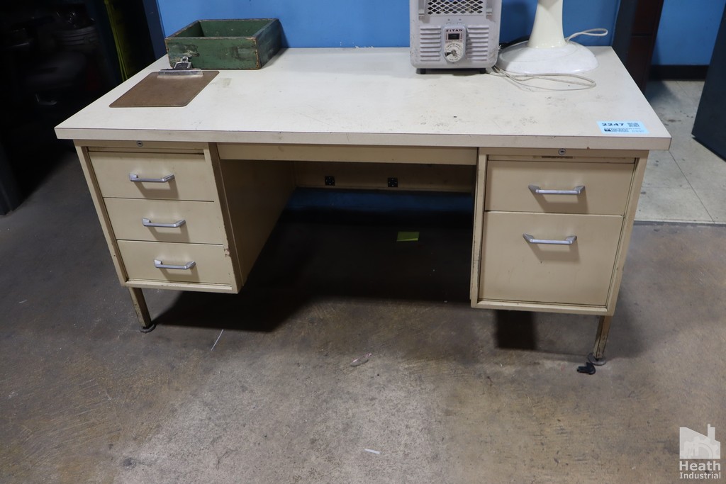 Lot 2247