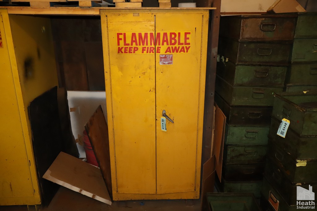 Lot 2114