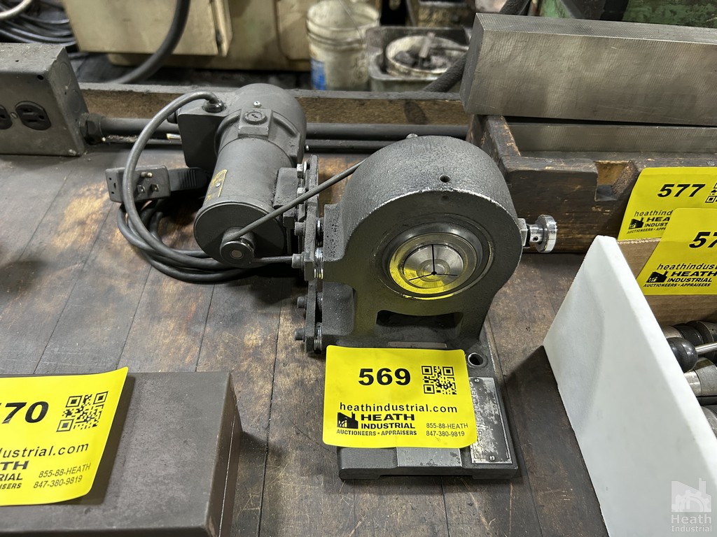 Lot 569