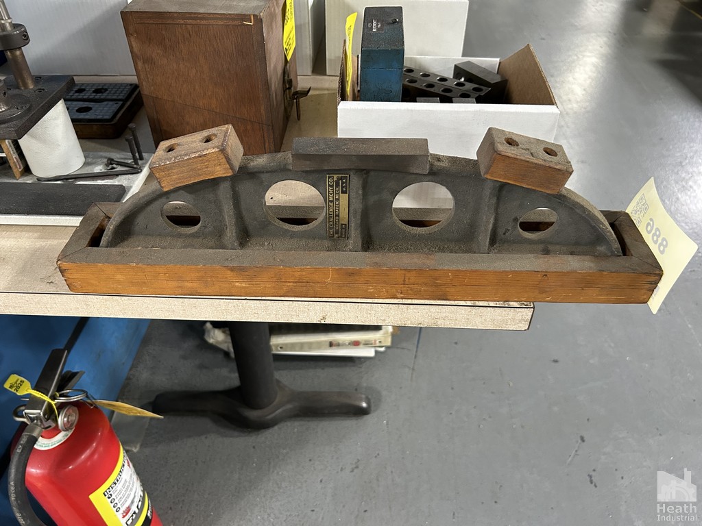 Lot 886