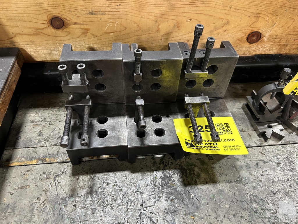 Lot 325