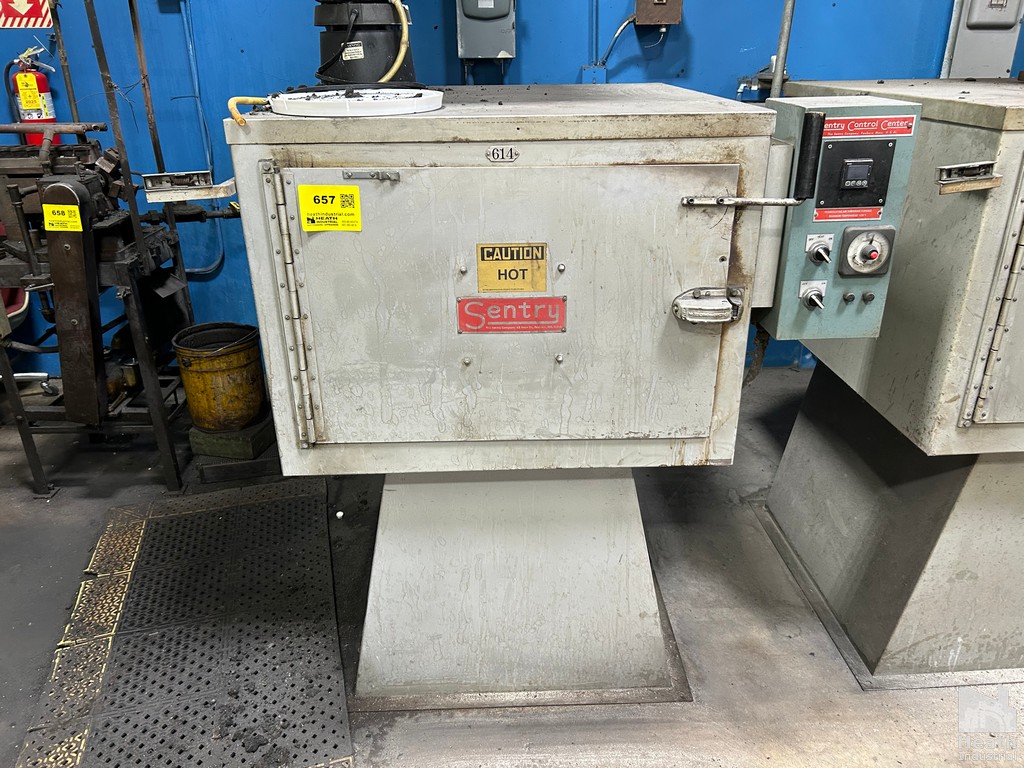 Lot 657