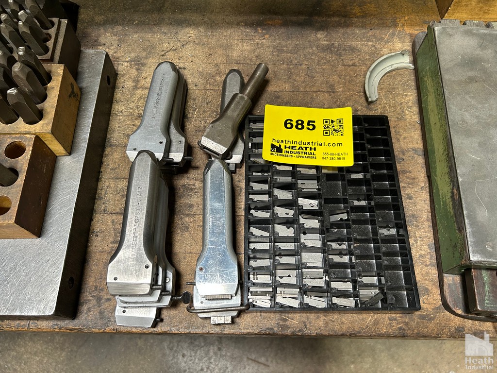 Lot 685