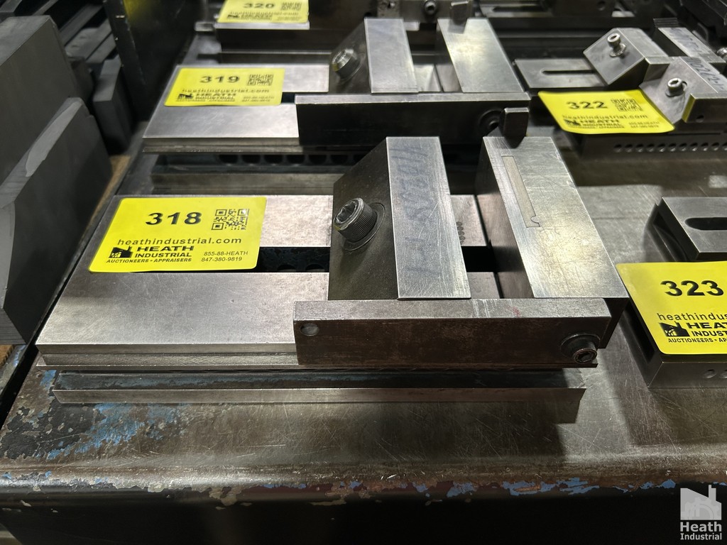 Lot 318