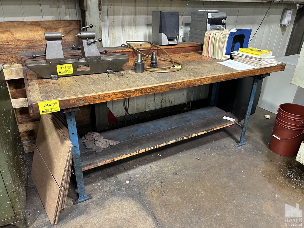 Lot 746