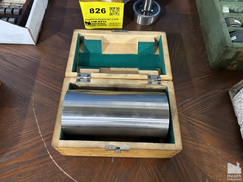 Lot 826