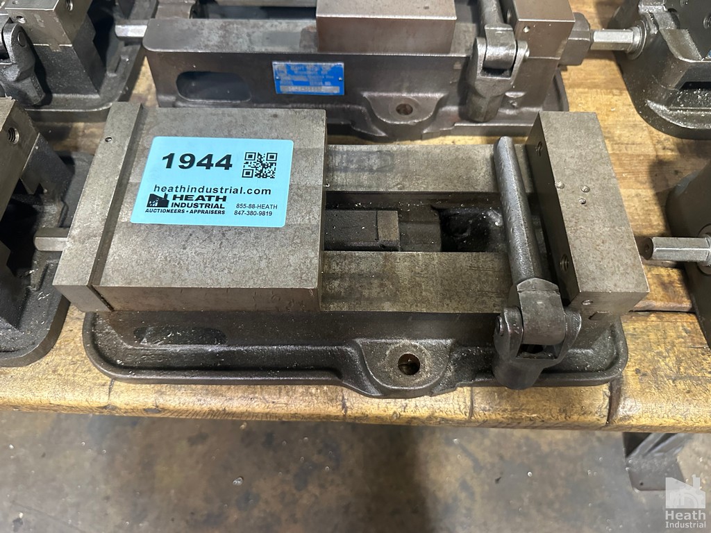 Lot 1944