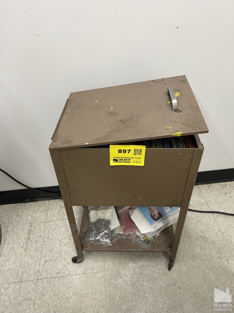 Lot 897