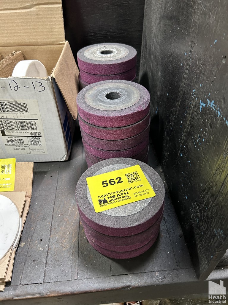 Lot 562