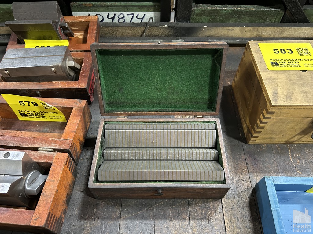 Lot 582