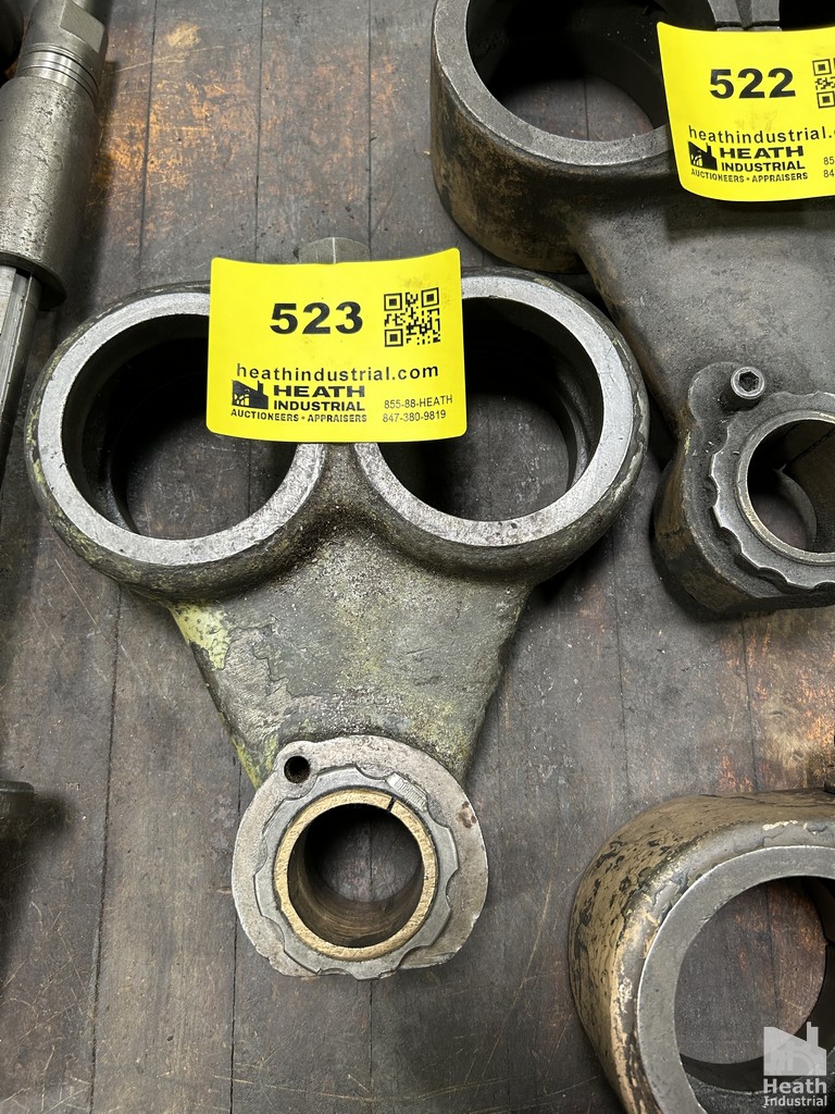 Lot 523