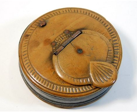 A 19thC. walnut &amp; pewter treen snuff box 2.5in diameter 