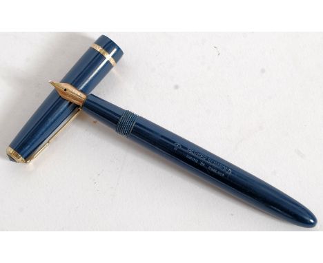 A Vintage Parker  ' Slimfold ' blue with gold trim Fountain Pen having a 14ct Gold Nib.
FREE UK POSTAGE ON ALL LOTS INCLUDING