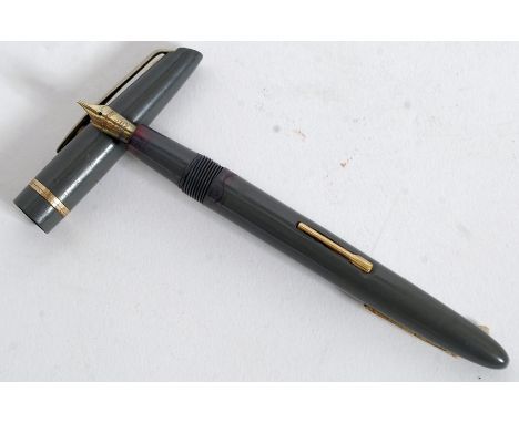 A Vintage Waterman's L2 Fountain Pen, 14ct gfold Nib in grey cap and case circa 1950's, England.
FREE UK POSTAGE ON ALL LOTS 