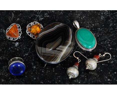 A collection of inset silver vintage ladies jewellery to include a  banded Botswana agate stone ladies brooch together with a