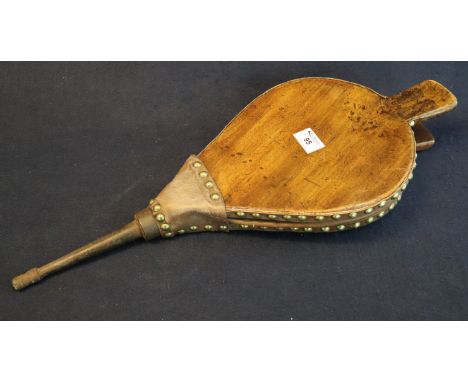 Vintage elm bellows with leather and brass studwork. (B.P. 24% incl. VAT)