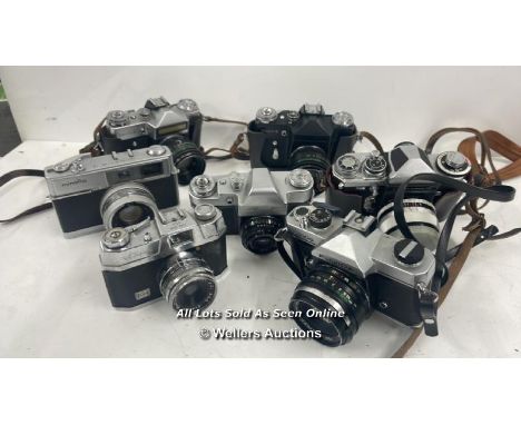 SEVEN VINTAGE CAMERAS INCLUDING MINOLTA HI- MATIC 7, ZENITE - E, FUJICA ST-605, HALINA SUPER, PEDIXA PRISMAT TTL, AND ZENIT 