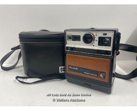 VINTAGE KODAK EK100 INSTANT CAMERA WITH CASE 