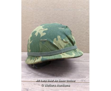 *VIETNAM WAR US ARMY M1 HELMET ORIGINAL &amp; REPRODUCTION COVER (HELMET 4)