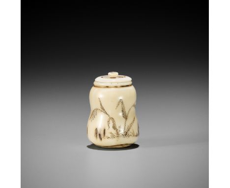 KOKUSAI: A SUPERB STAG ANTLER CHAIRE (TEA CADDY)By Ozaki Kokusai (1835-1892), signed Koku 谷Japan, Shiba, Tokyo, c. 1860-1880P