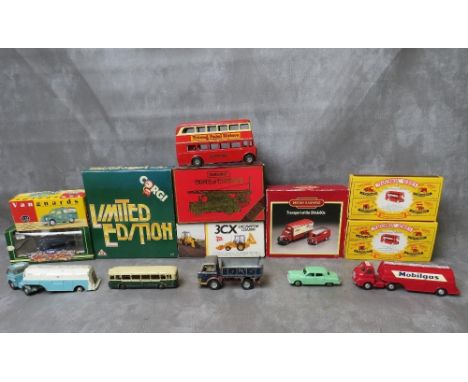 MIXED DIE CAST / TIN PLATE JOB LOT, to include unboxed vintage Triang clockwork tin plate double decker bus, boxed JCB 3CX ex