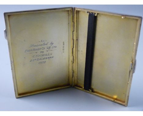 A BOXED ENGINE TURNED GENT'S SILVER CIGARETTE CASE, 6.5 troy ozs, Birmingham 1944, maker E J H, presentation inscription with